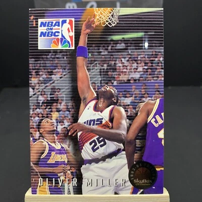  1993-94 SkyBox Premium Edition Oliver Miller #8 Phoenix Suns - Image 1 of 2