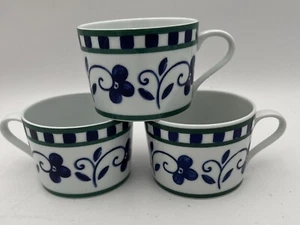 Mikasa Firenze SL 110 Coffee/Tea Mugs Floral 2.5” T X 3.25” Set of 3 Guc - Picture 1 of 6