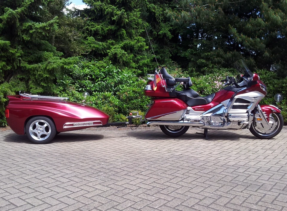 GoldWing GL 1800 SC 68, EZ 2012, 1. Hand, 31.000 km mit / ohne Anhänger - Bild 1 von 3