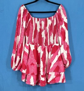 New ENTRO Pink ANIMAL PRINT Mid-Weight Satin SMOCKED On/Off Shoulder ROMPER Sz S - Picture 1 of 6