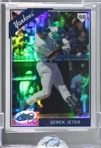 2009 eTopps /999 Derek Jeter #37 HOF - Picture 1 of 3