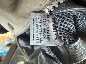 Nylon Gaiam Quilted Crossbody Bag Olive Green - Picture 1 of 6