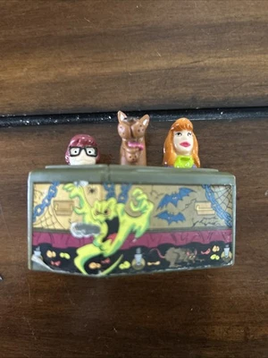 Scooby Doo Burger King Sarg Figur 1996 - Bild 1 von 4