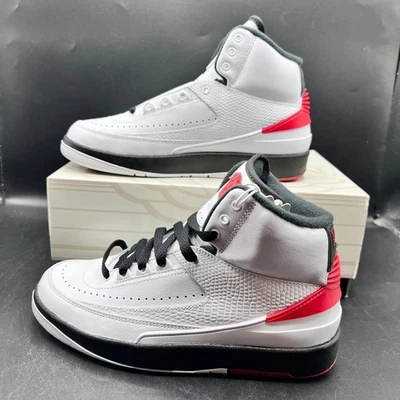 NEW Air Jordan 2 Retro Chicago White/ Black Women's Sneakers Size 7.5 DX4400-106 - Image 1 of 4
