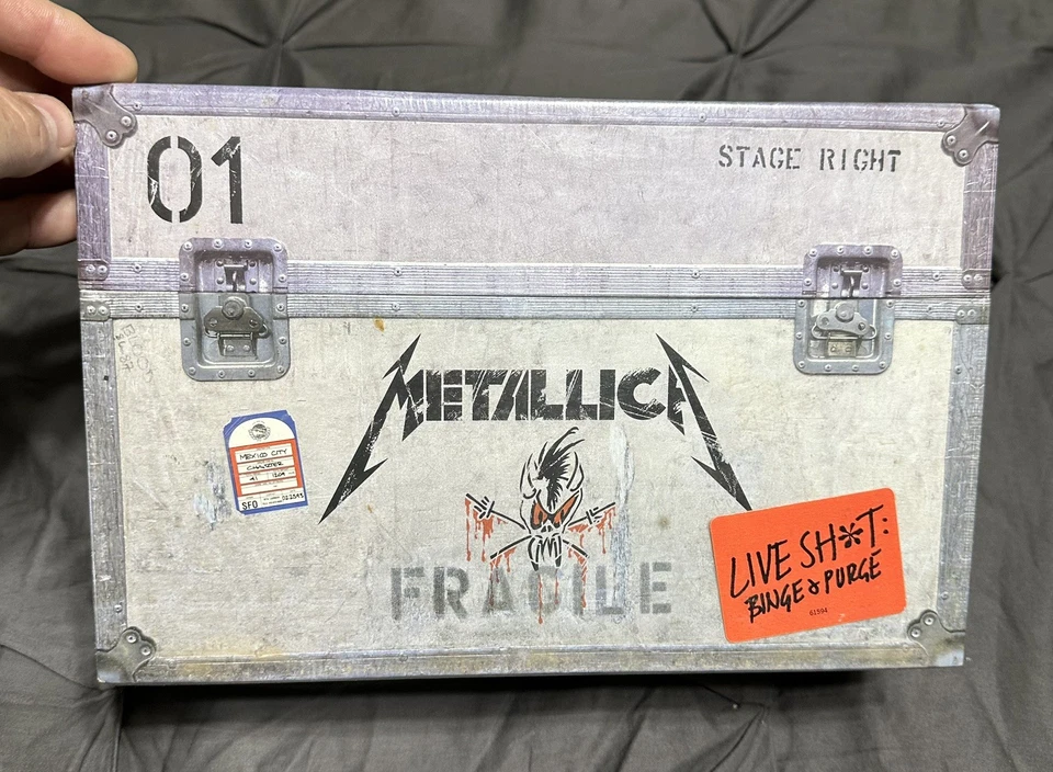 Metallica Live Shit: Binge & Purge - 3 CD + 3 VHS BOXSET - SEALED NEW 1993  - Image 1 of 3