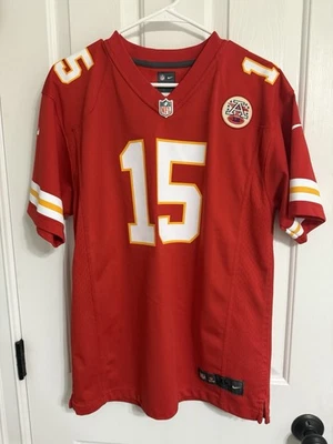 Camiseta deportiva juvenil Patrick Mahomes #15 Kansas City Chiefs Nike On Field NFL XL roja Foto 1 de 4