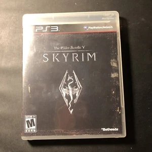 The Elder Scrolls V: Skyrim (PS3, 2011) With Map First Edition Black Label - Picture 1 of 8