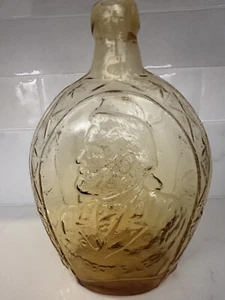 Vintage Robert E Lee & Jefferson Davis 8” Amber Glass Decanter Flask Bottle - Picture 1 of 12