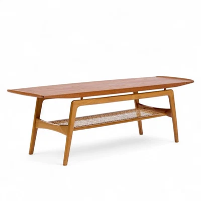 Кофейный столик Arne Hovmand Olsen середины века из датского тика - Изображение 1 из 4