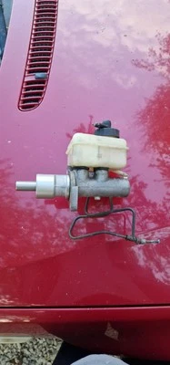 BMW E34 M5 BRAKE MASTER CYLINDER - Image 1 of 4