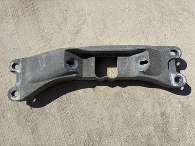 2016-2019 Cadillac CTS Vsport 2.0L Transmission Mount OEM #20897881 Foto 1 de 4