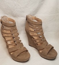 guess nude wedges