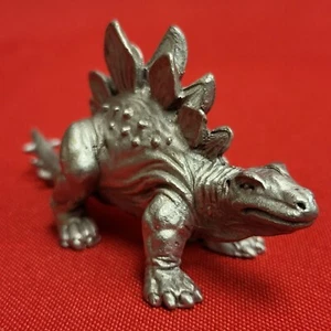De colección Spoontiques PP796 Peltre Miniatura Stegosaurus Dinosaurio 1987 - Imagen 1 de 15