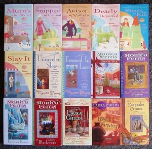 Lot 15 Cozy Mystery Paperback Kate Collins Monica Ferris Laura Childs FREESHIP - Picture 1 of 2