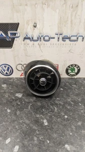 Audi A1 8X 2011 - Mitte Armaturenbrett Entlüftung - 8X2 820 951 - Bild 1 von 3