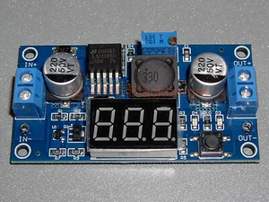 1 regolatore di tensione LM2596 DC-DC convertitore di commutazione, 4 V~40 V a 1,25 V~37 V + voltmetro LED - Foto 1 di 4