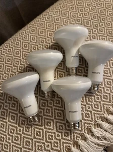 5- Philips 7.2W=65W LED BR30 650 Lumen Warm Glow Dimmable Soft White LED Bulbs - Picture 1 of 4