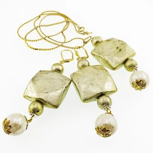 Juego de pendientes y collar de acrílico Art Deco dorado envejecido por SoniaMcD - Imagen 1 de 14