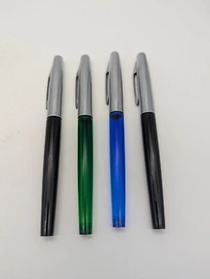 Lot de 4 stylos plume Reynolds, 2 noir, 1 vert, 1 bleu - Photo 1/4