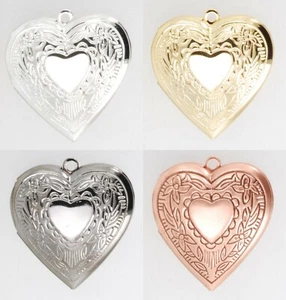 Medallón grabado en forma de corazón, conectores de diseño metálico, con opciones de collar - Imagen 1 de 10