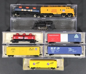 N SCALE TRAIN CAR ENGINE LOT LIFE-LIKE BACHMAN UNION PACIFIC SCHLITZ 8pc VINTAGE - Picture 1 of 20