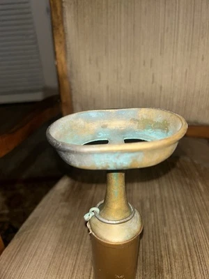Jabonera montada en pedestal de latón macizo recuperado de colección alrededor de 1930 #2 Foto 1 de 2