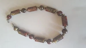 VTG LUCITE Gold, Green, Peach,Red,Brown  SWIRL 17 inch NECKLACE - Bild 1 von 4