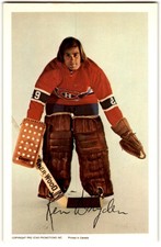 1972-73 Team Postcards Ken Dryden #NNO Montreal Canadiens