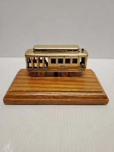 Powell & Mason ● San Francisco Trolley On Wood Base ● Pre-owned  - Picture 1 of 12