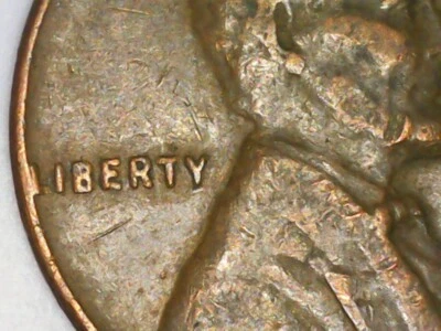 1951 D Lincoln Wheat Cent with Obverse L on Rim US Mint Coin - Image 1 of 3