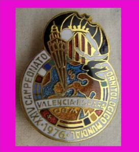 BG569 - INSIGNE BADGE 14e CHAMPIONNAT ORNITHOLOGIQUE MONDIAL 1976 VALENCE - Picture 1 of 2