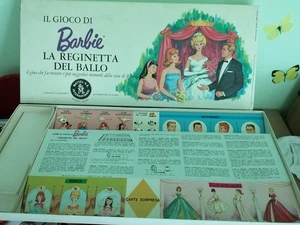 IL GIOCO DI BARBIE LA REGINETTA DEL BALLO - MATTEL - PRIMA EDIZIONE 1965 - Foto 1 di 8