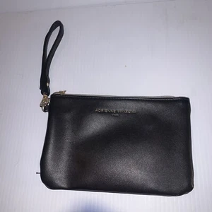 Adrienne Vittadini Studio Phone Charging RFID Wallet Wristlet Black - Picture 1 of 3