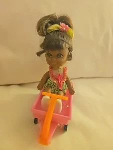 Vintage Mattel Liddle Kiddles seltene dunkle ROLLY TWIDDLE Puppe, Outfit, Schuhe, Wagen - Bild 1 von 7