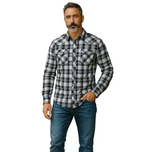 Camisa para hombre con botones de carbono frontal de calce ajustado a cuadros pequeños - Imagen 1 de 5