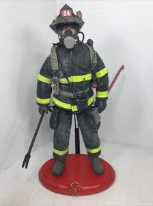 1/6 Custom 9/11 Tribute Engine - 54 NYFD FIREFIGHTER FEUERWEHRMANN + STAND & FULL GEAR - Bild 1 von 23