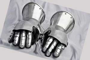 Metall Gothic Ritter Stil Stulpen Mittelalter LARP Funktionsrüstung Handschuhe - Bild 1 von 4