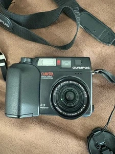 Olympus Camedia C-3040 Zoom 3.3MP Digital Camera w/ Memory Card & Manual - Picture 1 of 9