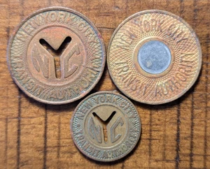 New York City Transit Authority NYC Subway Good For One Fare Transit Token Lot 3 - Picture 1 of 4