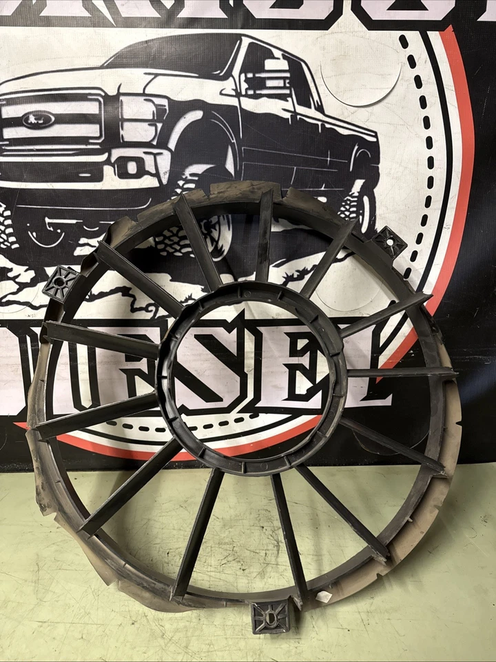 Cubierta del ventilador del motor Chevy Silverado GMC Sierra 15780450 2006-2010 OEM Foto 1 de 3