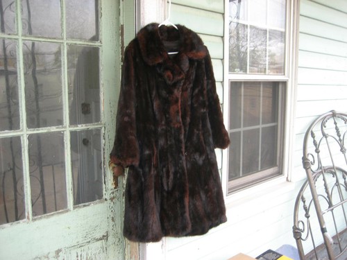 Cappotto lungo in pelliccia di visone Emilio Gucci taglia intorno M L