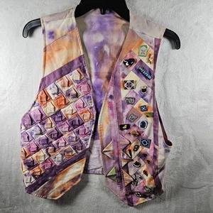 Gilet fatto in casa tie dye donna medio con 20 distintivi trapuntati spille vintage unico - Foto 1 di 24