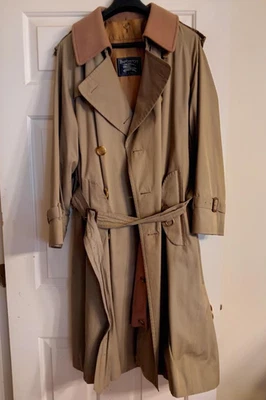 Тренч Burberry со съемной шерстяной подкладкой. Размер 42S. Поясной, двубортный. - Изображение 1 из 4