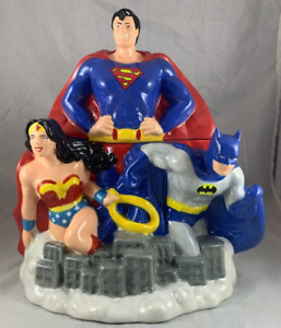 DC COMICS SUPER HEROES CERAMIC COOKIE JAR BATMAN SUPERMAN WONDER WOMAN IN BOX