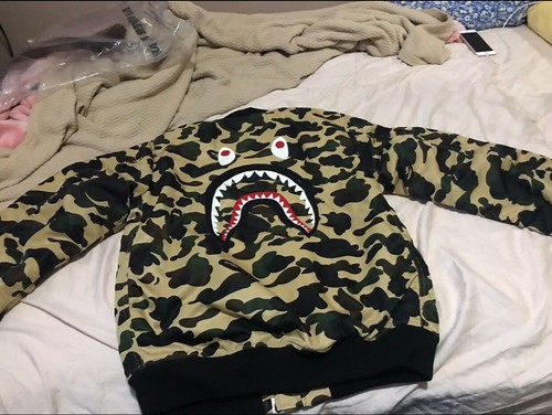 A BATHING APE (BAPE) 1a giacca bomber gialla mimetica BAPE Shark MA 1 TAGLIA XL