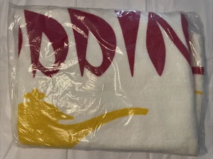 Vintage ALADDIN Hotel Casino Las Vegas Pool Beach Towel in Sealed Package RARE!! - Bild 1 von 5