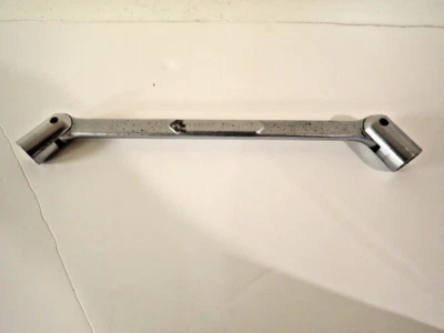 Vintage Blackhawk 12 Point  11/16" x 5/8" Saltus Flex Socket ZW-1157 made in USA - Image 1 of 3