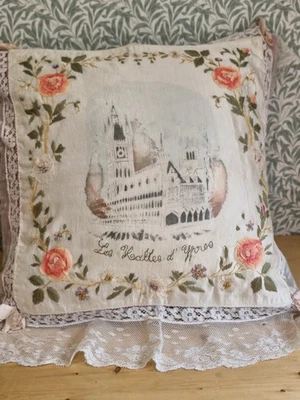 ANTIQUE WW1 SOUVENIR CUSHION COVER SILK RIBBON EMBROIDERY LACE 1918 - Image 1 of 4