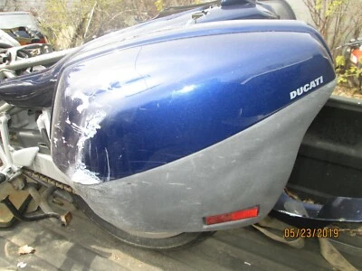 Alforja Ducati ST4 LH 2001 lado izquierdo bolsa dura fabricante original dañada usada puede caber 1998-2003 Foto 1 de 4