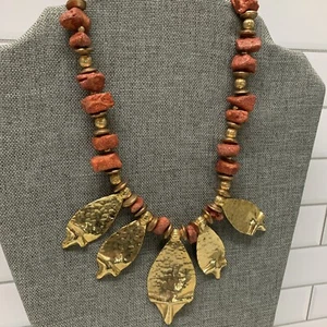 70s Dauplaise Gold Leaf Dangle Necklace Coral Chips rust red hammered leaves VTG - Picture 1 of 20